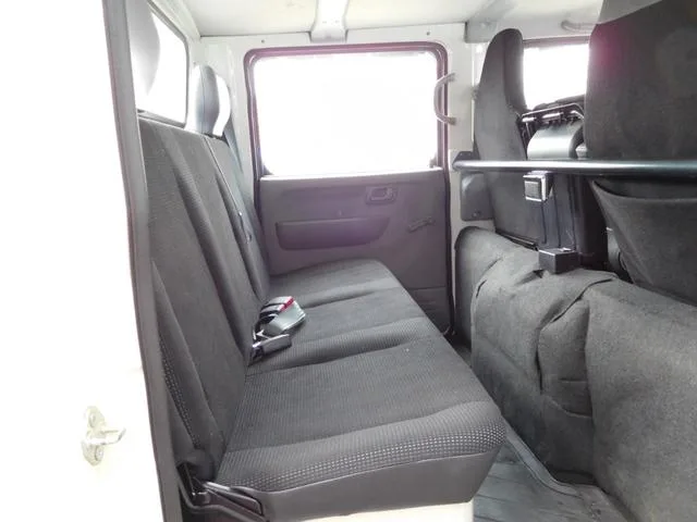 Mitsubishi Fuso CANTER DOUBLE CAB 2023 — миниатюра 5