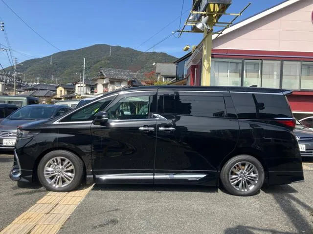 Toyota ALPHARD HYBRID Z 2024 — миниатюра 2