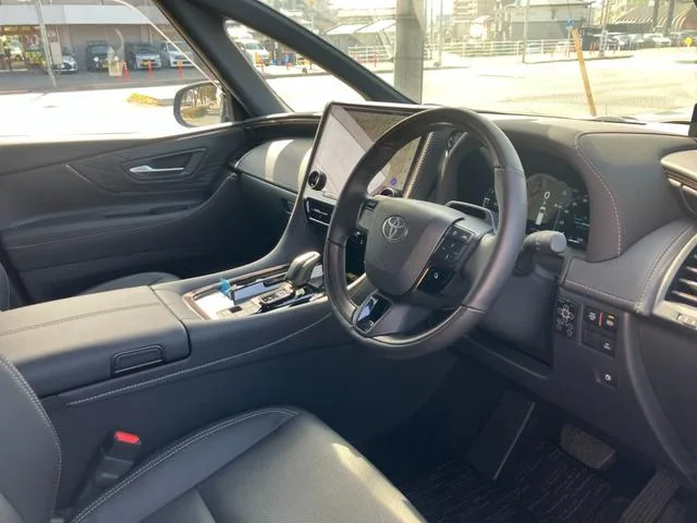 Toyota ALPHARD HYBRID Z 2024 — миниатюра 4