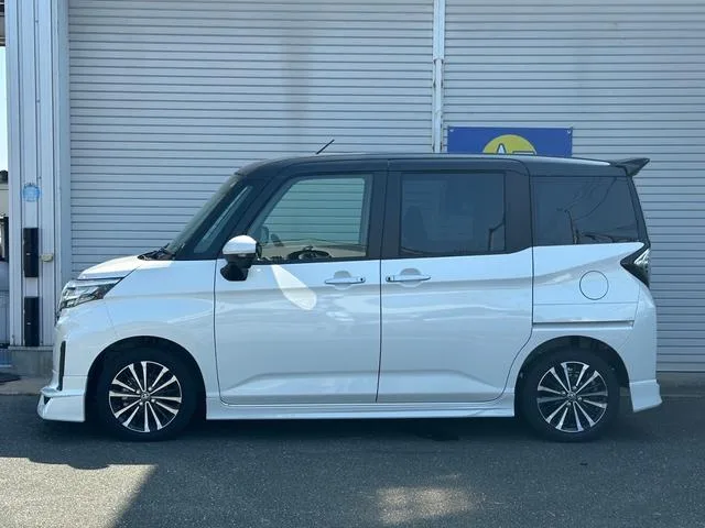 Toyota ROOMY CUSTOM G-T 2023 — миниатюра 2
