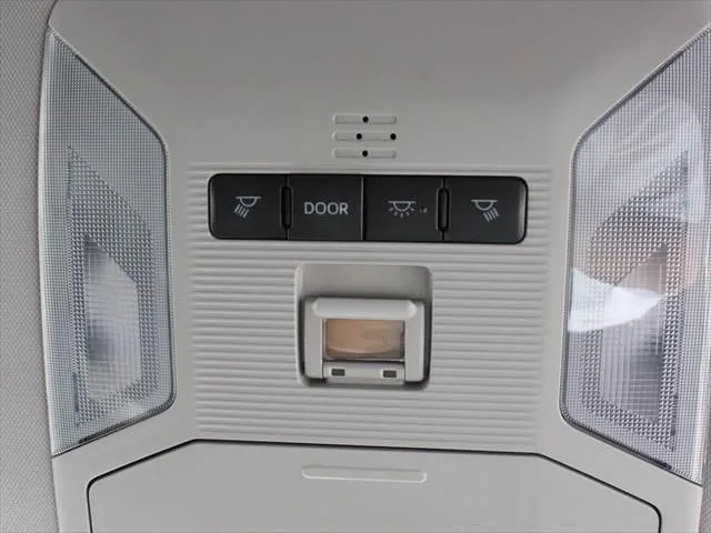 Mitsuoka BUDDY 20ST 2024 — миниатюра 4