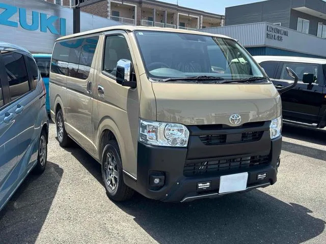 Toyota HIACE VAN LONG SUPER GL 2024 — миниатюра 2