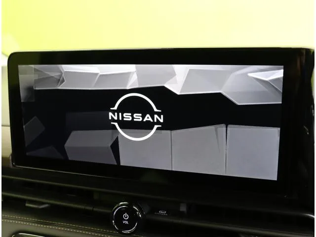 Nissan SERENA E-POWER HIGHWAY STAR V 2024 — миниатюра 4