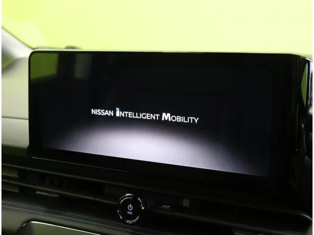 Nissan SERENA AUTECH 2023 — миниатюра 4