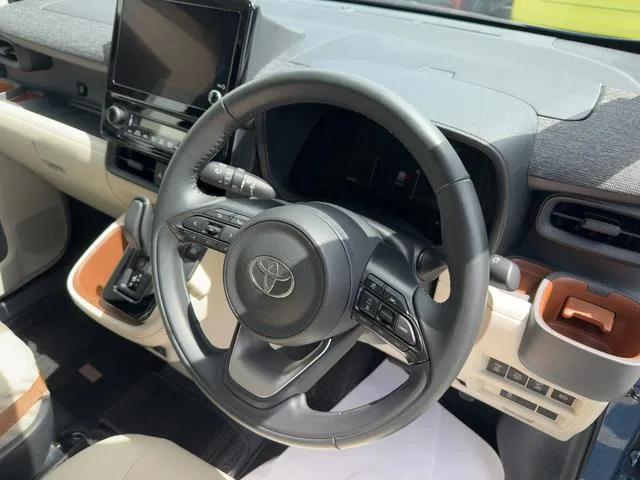 Toyota SIENTA HYBRID Z 2022 — миниатюра 4