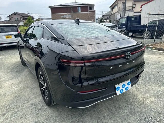 Toyota CROWN CROSSOVER G ADVANCED 2023 — миниатюра 2