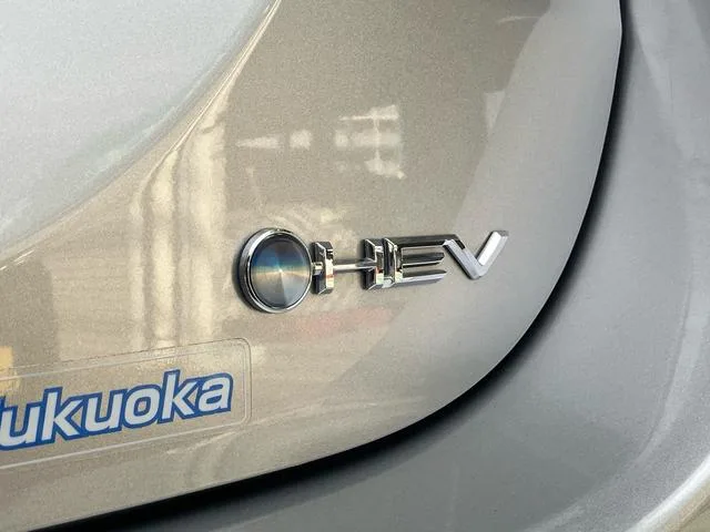 Toyota YARIS HYBRID Z 2024 — миниатюра 4