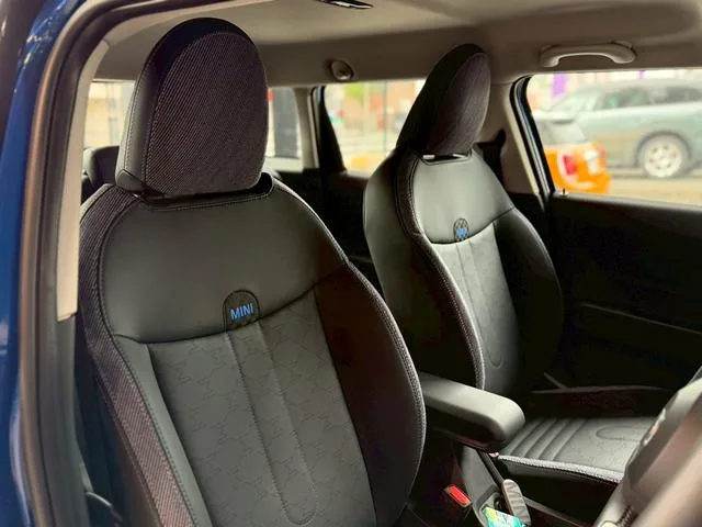 MINI MINI COOPER C CLASSIC TRIM 2025 — миниатюра 3