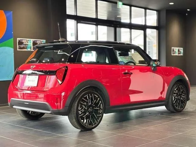 MINI MINI COOPER C FAVOURED TRIM 2025 — миниатюра 2