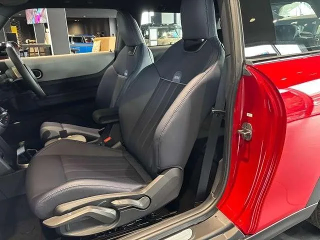 MINI MINI COOPER C FAVOURED TRIM 2025 — миниатюра 3