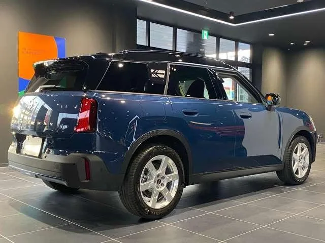 MINI MINI COUNTRYMAN D CLASSIC TRIM 2024 — миниатюра 2