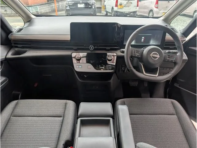 Nissan SERENA E-POWER HIGHWAY STAR V 2025 — миниатюра 2