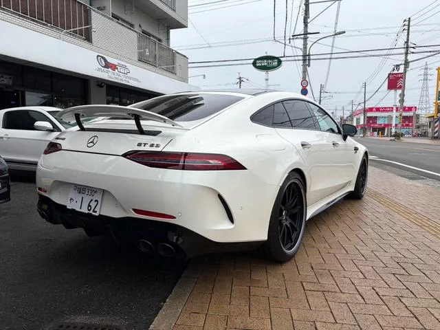 Mercedes Amg GT 4 DOOR COUPE 53 4 MATIC+ 2022 — миниатюра 2