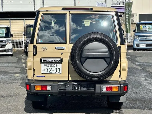 Toyota LAND CRUISER 70 AX 2024 — миниатюра 3