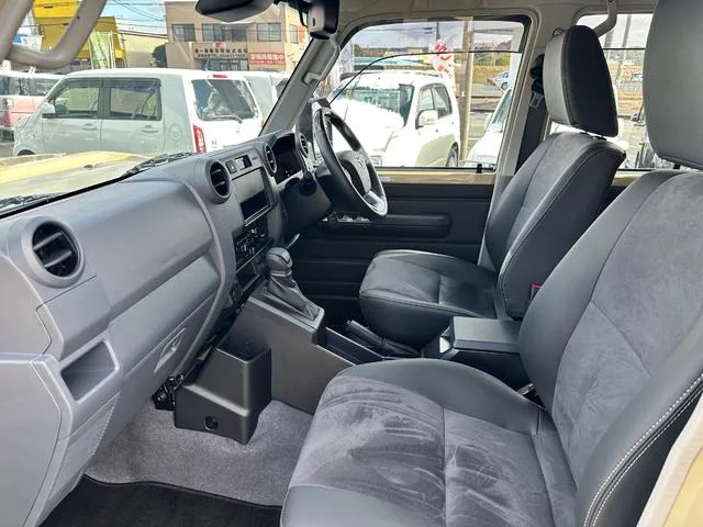 Toyota LAND CRUISER 70 AX 2024 — миниатюра 4