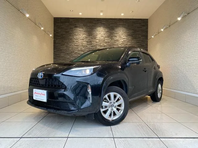 Toyota YARIS CROSS HYBRID G 2023 — фото 1, купить с доставкой в Москву