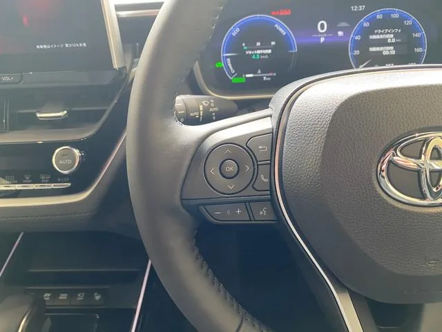 Toyota CorollaCross HYBRID Z 2026 — миниатюра 4