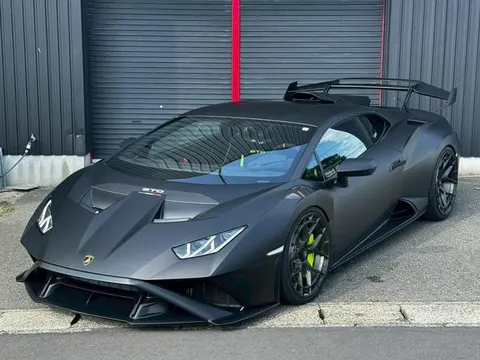 Lamborghini Huracan 2023 buy in Moscow
