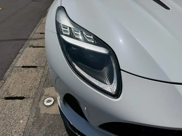 Aston Martin DB12 BASE GRADE 2024 — миниатюра 5