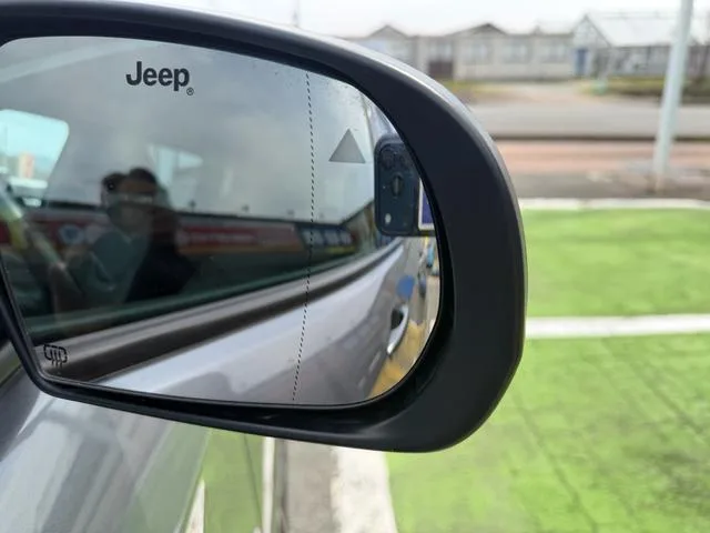 Chrysler Jeep JEEP COMPASS LIMITED 2023 — миниатюра 4