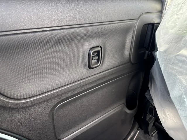 Suzuki SPACIA GEAR HYBRID XZ 2025 — миниатюра 3