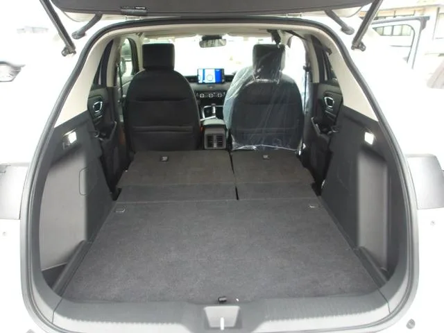 Honda VEZEL E:HEV Z 2022 — миниатюра 4