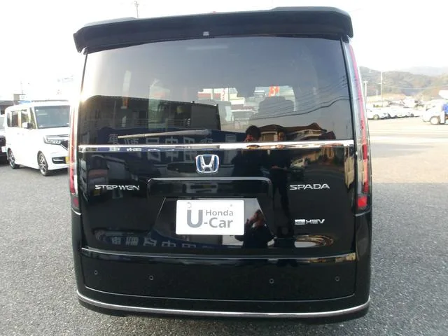 Honda STEPWAGON E:HEV SPADA 2022 — миниатюра 2