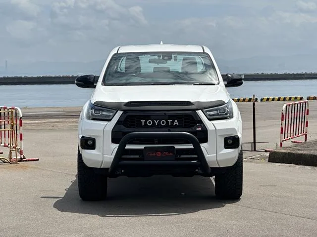 Toyota Hilux Z GR SPORT 2022 — миниатюра 4