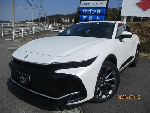 Toyota CROWN CROSSOVER 2023 buy in Moscow