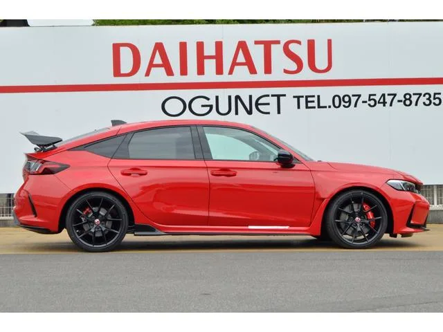Honda CIVIC TYPE R RACING BLACK PACKAGE 2026 — миниатюра 4