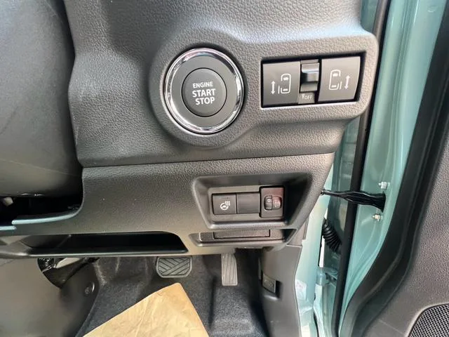 Suzuki SPACIA GEAR HYBRID XZ 2024 — миниатюра 5