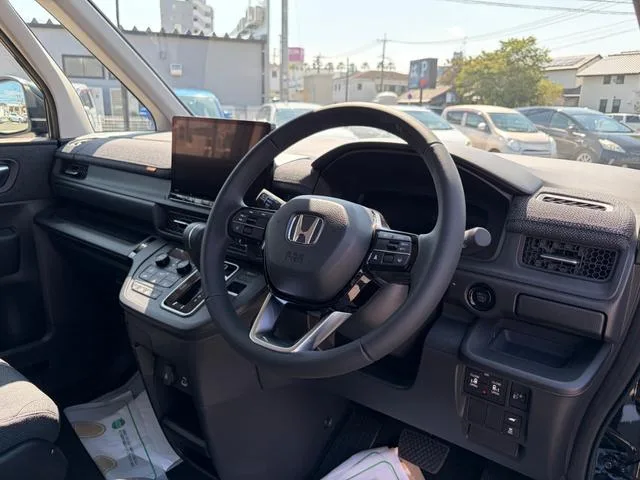 Honda STEPWAGON AIR EX 2025 — миниатюра 2