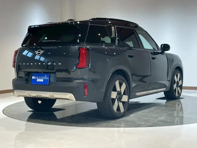 MINI MINI COUNTRYMAN D CLASSIC TRIM 2024 — миниатюра 2
