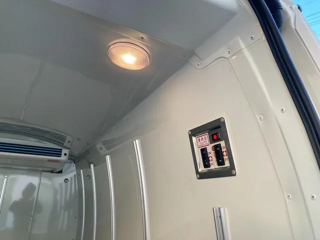 Toyota HIACE VAN 2023 — миниатюра 4