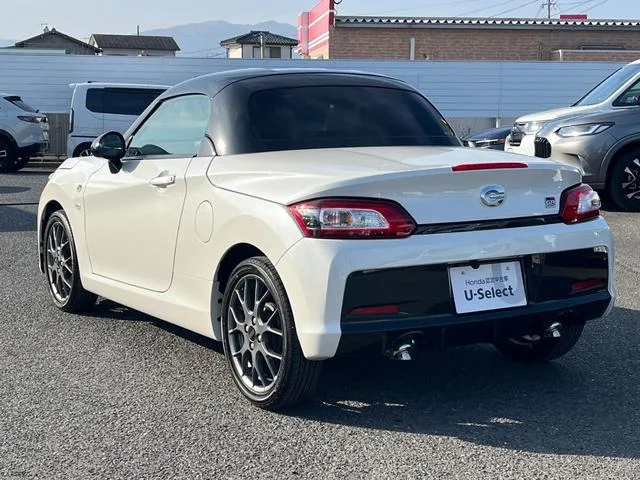 Toyota Copen GR SPORT 2023 — миниатюра 4