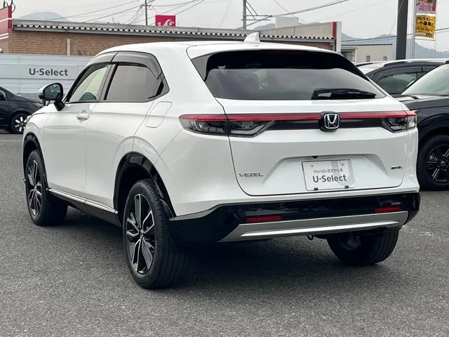 Honda VEZEL E:HEV Z 2024 — миниатюра 2