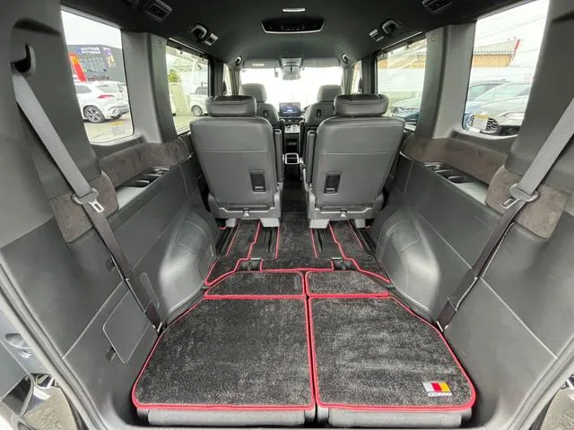 Honda STEPWAGON E:HEV SPADA PREMIUM LINE 2023 — миниатюра 4