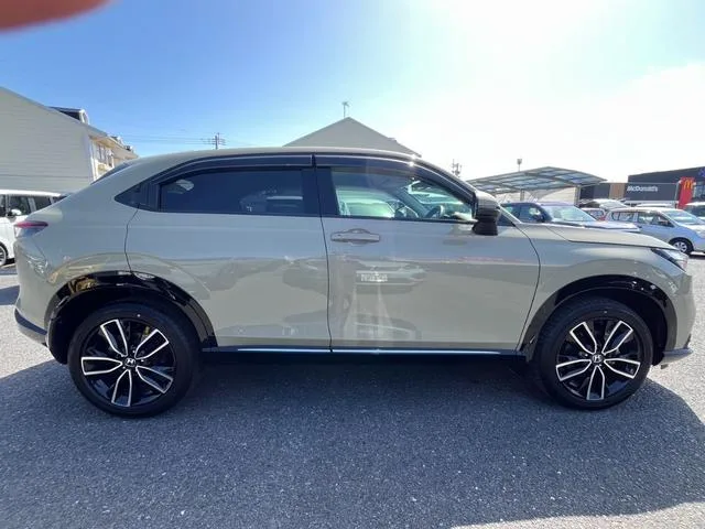 Honda VEZEL E:HEV Z 2022 — миниатюра 2