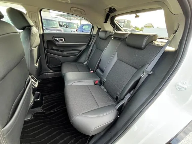 Honda VEZEL E:HEV Z 2024 — миниатюра 5
