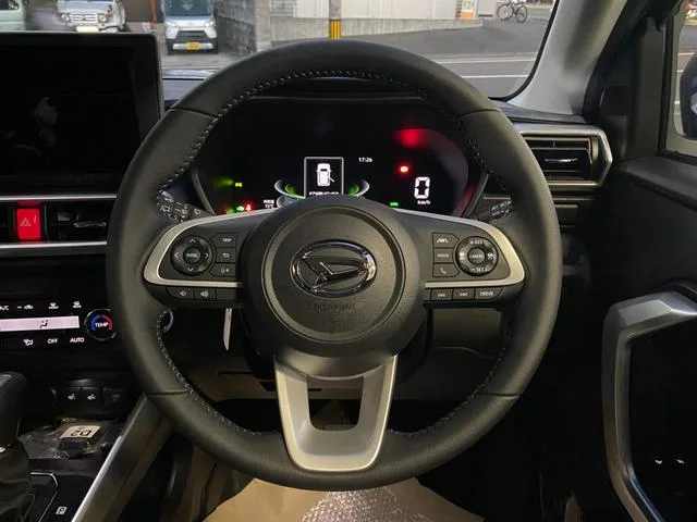 Daihatsu ROCKY PREMIUM G HEV 2026 — миниатюра 4