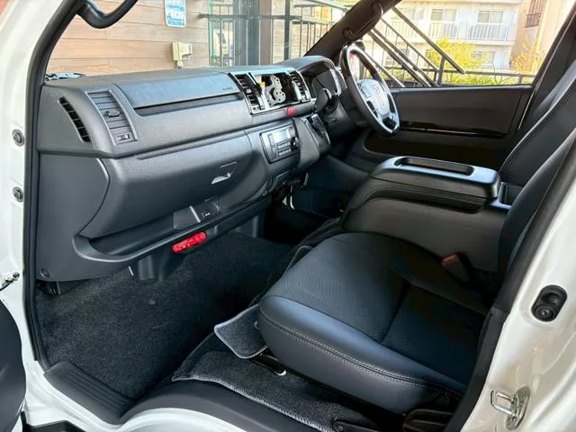 Toyota HIACE VAN SUPER GL DARK PRIME II 2025 — миниатюра 5