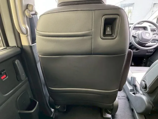 Honda FREED E:HEV CROSSTAR 2025 — миниатюра 5