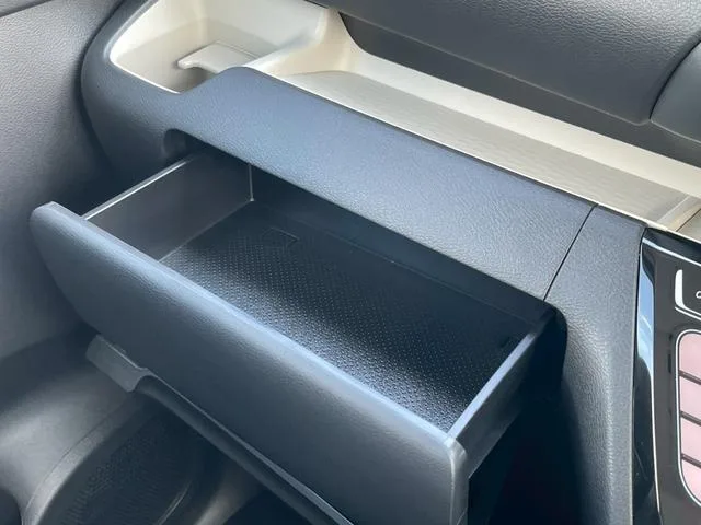 Mitsubishi DELICA MINI T PREMIUM LIMITED EDITION 2025 — миниатюра 3