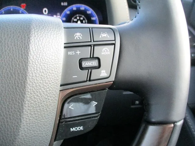 Toyota ALPHARD HYBRID Z 2025 — миниатюра 4