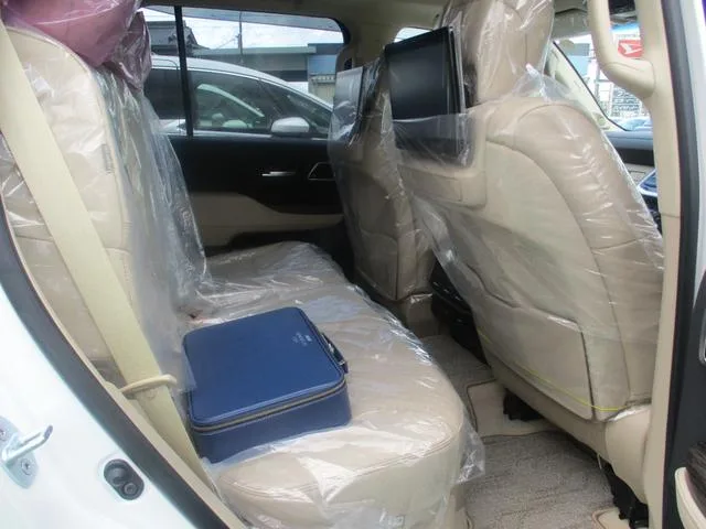 Toyota LAND CRUISER ZX 2024 — миниатюра 3