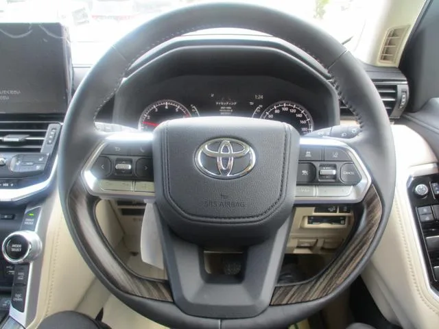 Toyota LAND CRUISER ZX 2024 — миниатюра 4