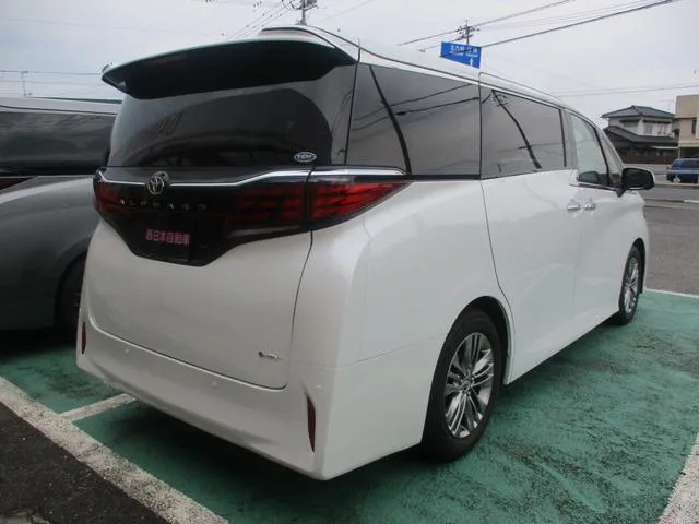 Toyota ALPHARD HYBRID Z 2024 — миниатюра 2
