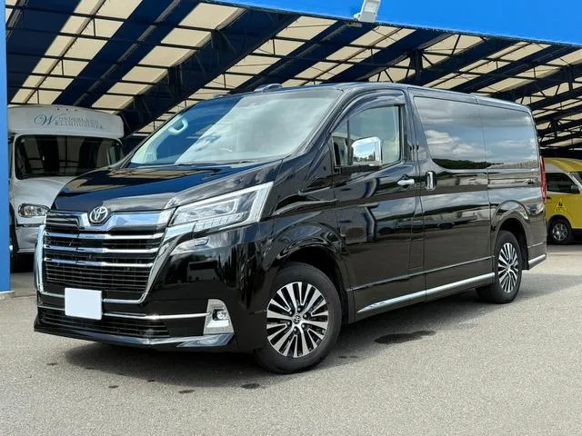 Toyota GRANACE PREMIUM 2023 — фото 1, купить с доставкой в Москву