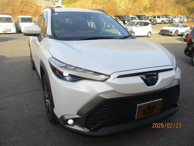 Toyota CorollaCross HYBRID Z 2023 — миниатюра 2