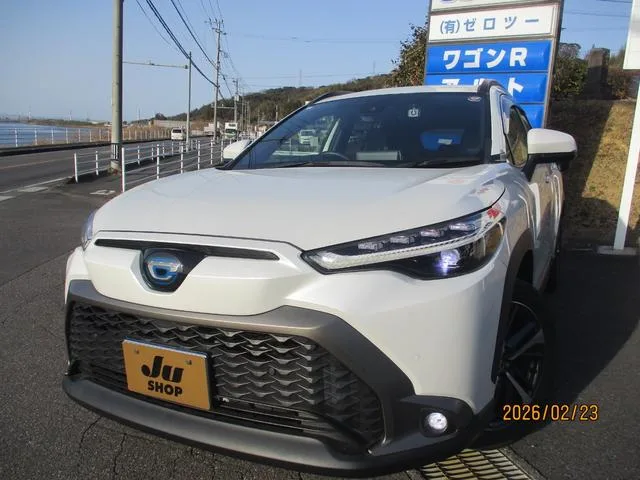 Toyota CorollaCross HYBRID Z 2023 — фото 1, купить с доставкой в Москву